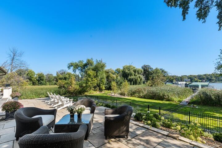 Property Photo:  1074 Wildhurst Trail  MN 55364 