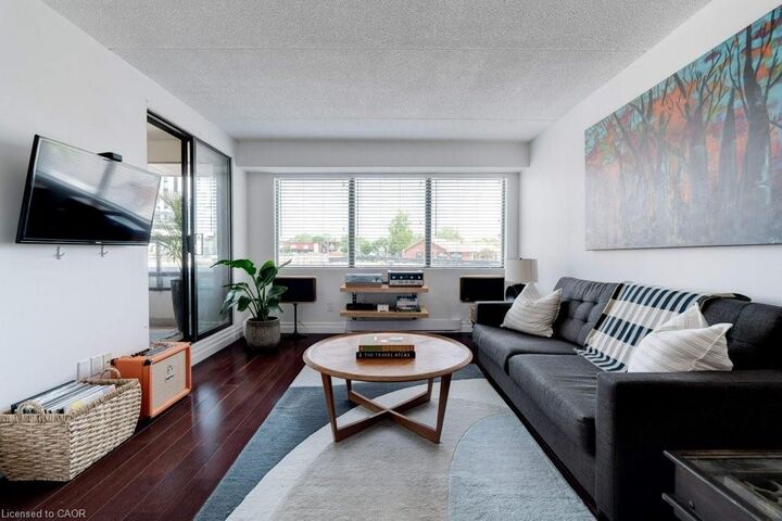 Property Photo:  100 Bronte Road 214  ON L6L 6L5 