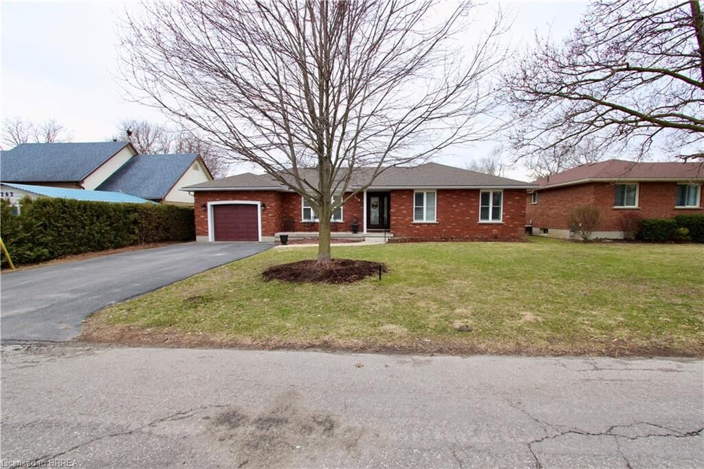 Property Photo: 256 Howard Street ON N0E 1Y0