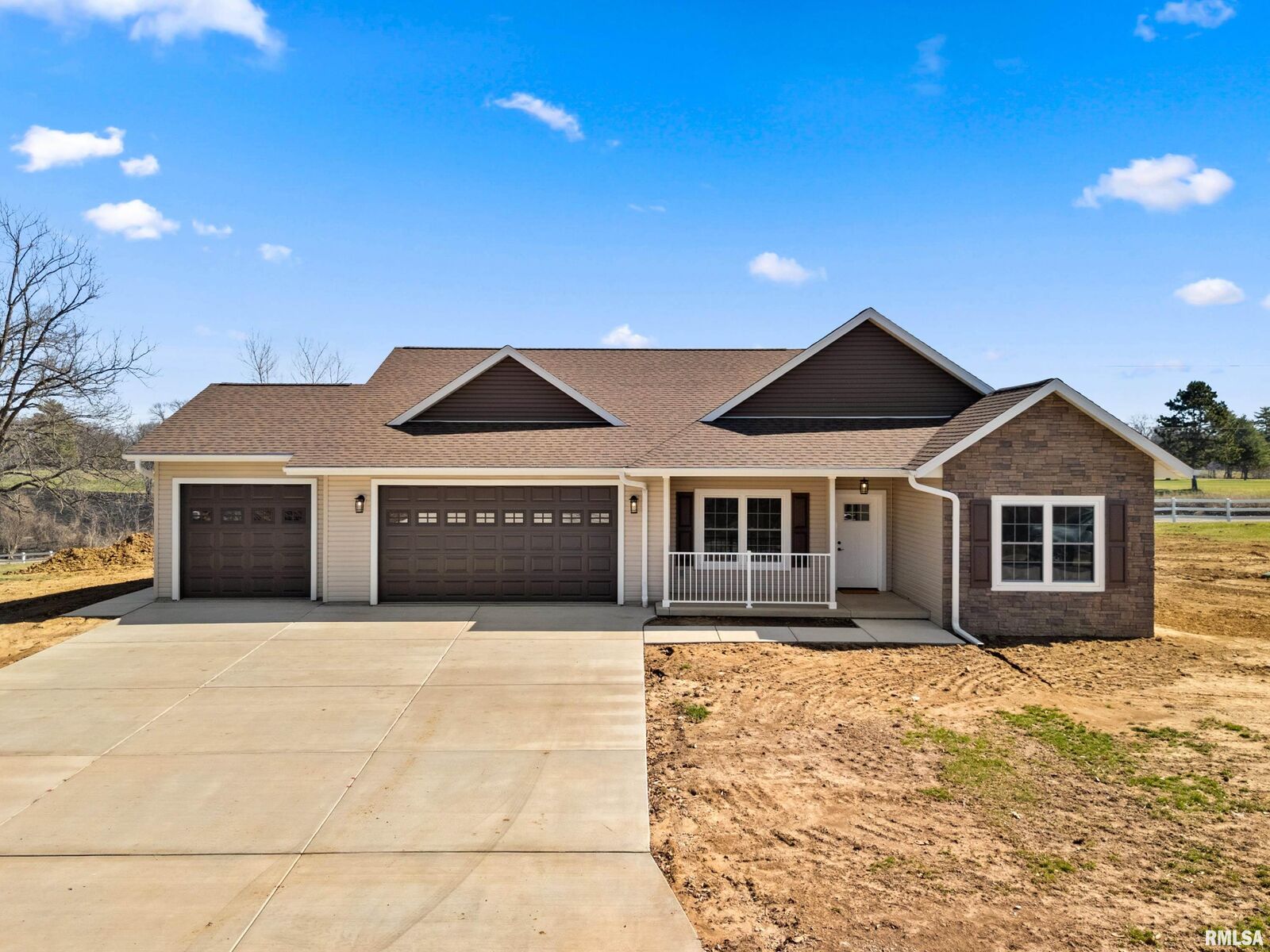 Property Photo:  14988 E Country Club Drive  IL 61427 