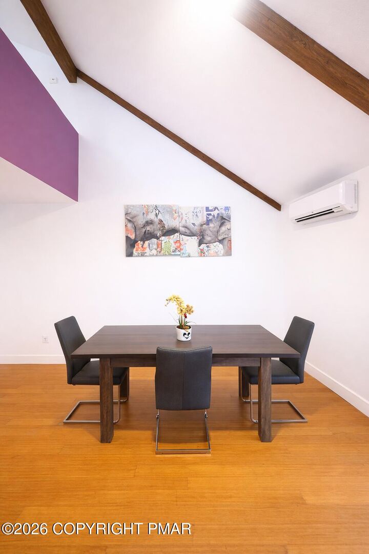 Property Photo:  14 Middle Village Way  PA 18372 