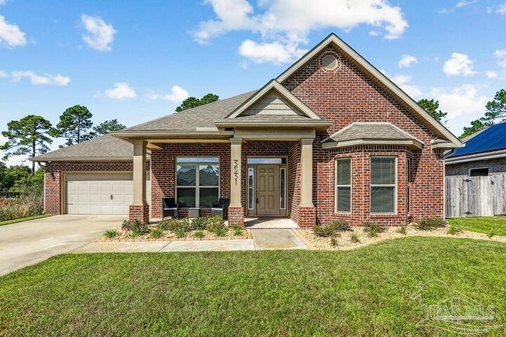 Property Photo:  3531 Moonstone Dr  FL 32566 