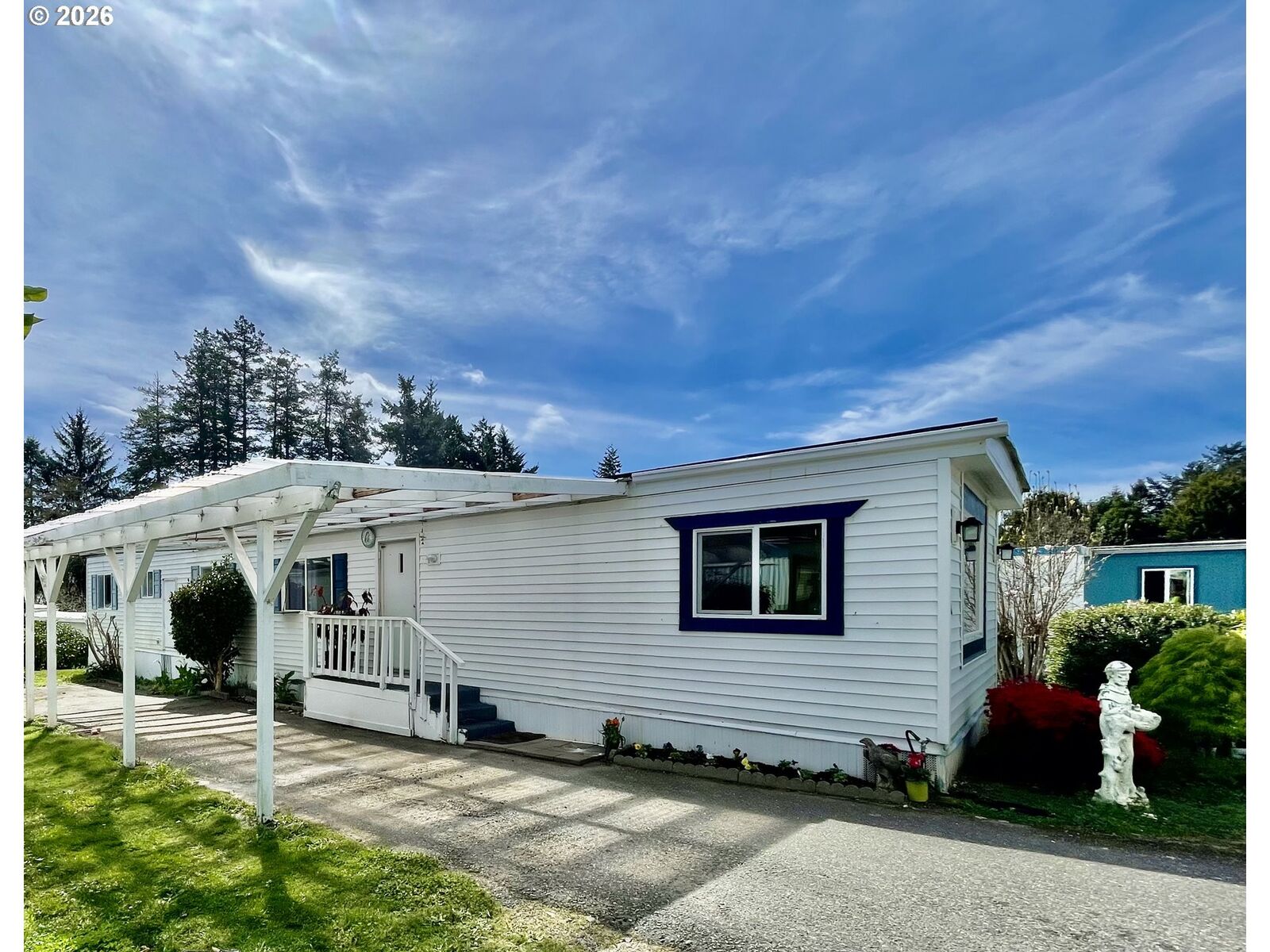 Property Photo:  16131 W Hoffeldt Ln 18  OR 97415 