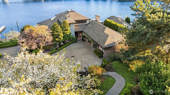 Property Photo: 16 Enatai Drive WA 98004