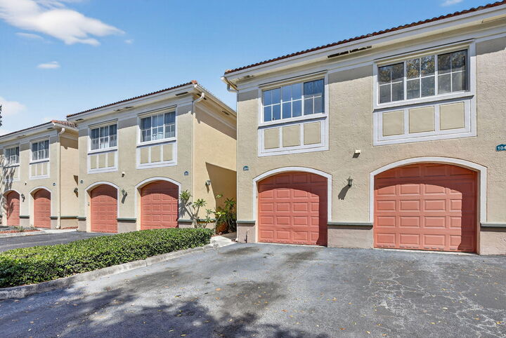 Property Photo:  2486 Centergate Drive 204  FL 33025 