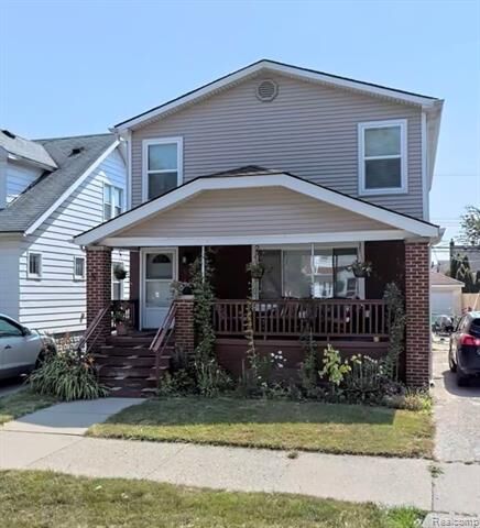 Property Photo: 6438 Barrie Street MI 48126