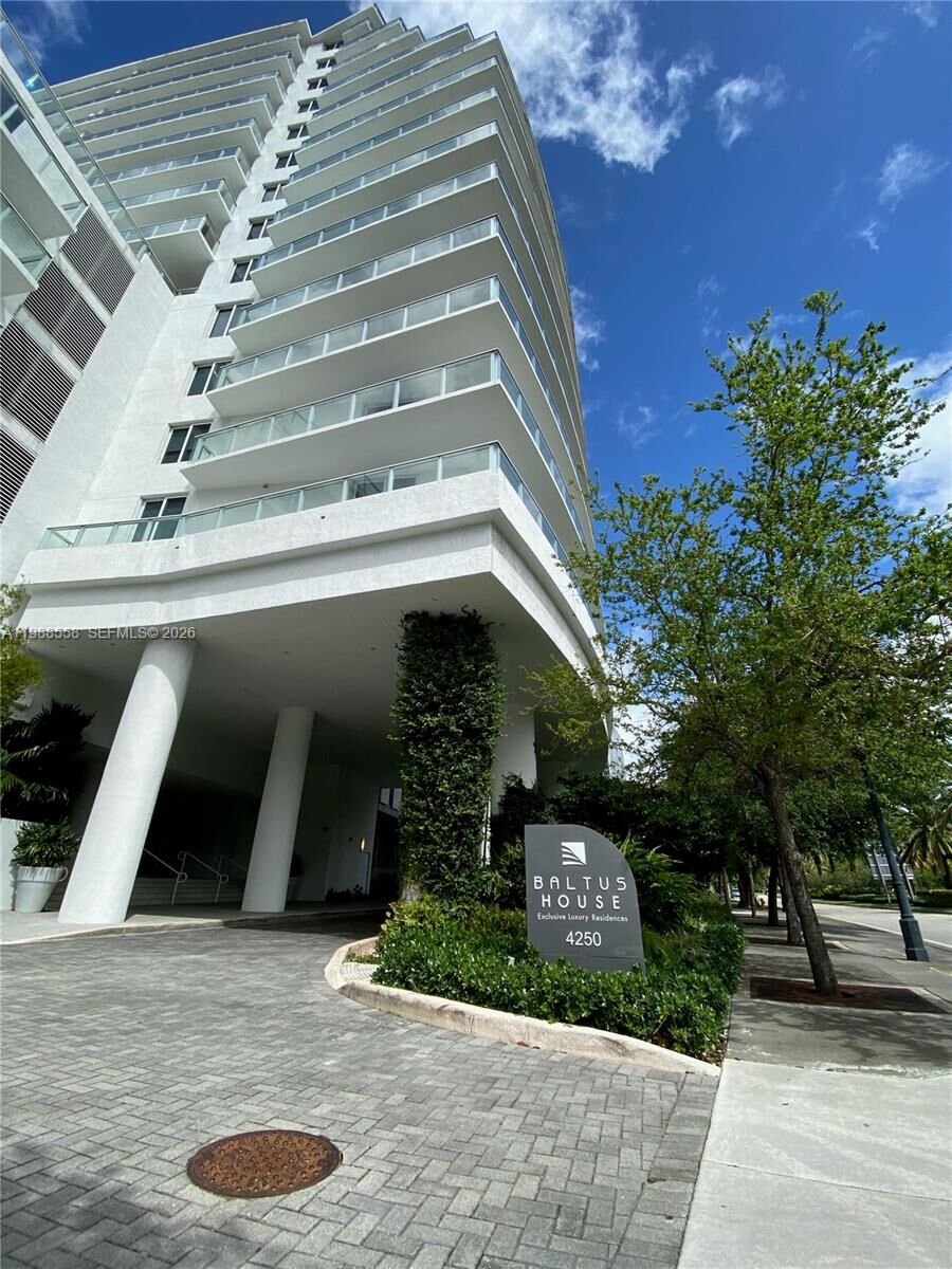 Property Photo:  4250 Biscayne Blvd 1205  FL 33137 