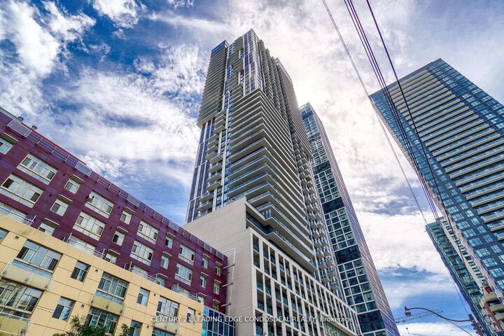 Property Photo: 251 Jarvis Street 4514 ON M5B 0C3