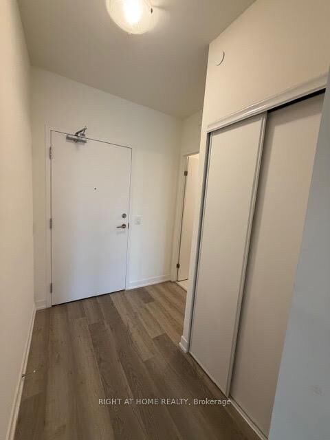 Property Photo:  6 David Eyer Road 307  ON L4S 0N5 
