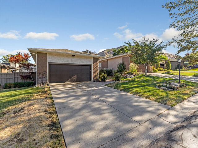 Property Photo: 3655 E Oakrim Way UT 84109