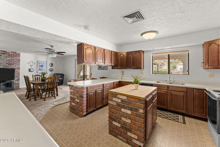 Property Photo: 550 E Bass Road AZ 85390