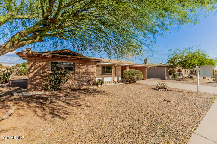 Property Photo:  1161 S Ocotillo Drive  AZ 85120 