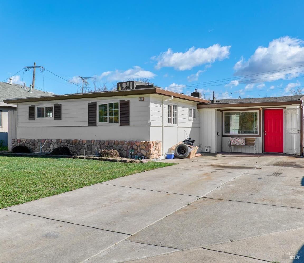 Property Photo:  1745 Utah Street  CA 94533 