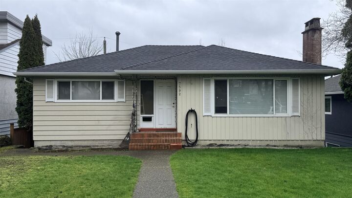 7592 Elliott Street — photo 1