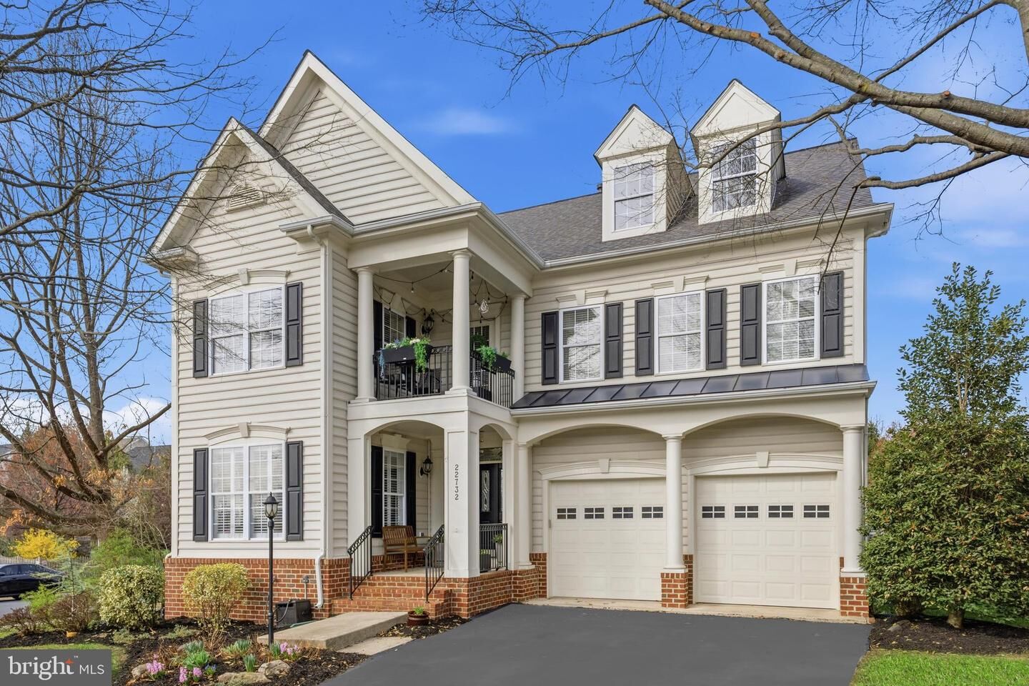 Property Photo:  22732 Highcrest Circle  VA 20148 