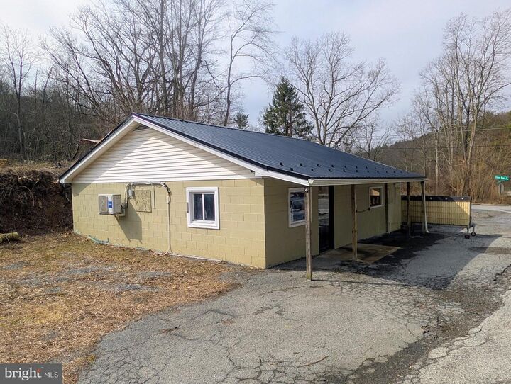 Property Photo:  1030 Sandy Run Road  PA 16650 