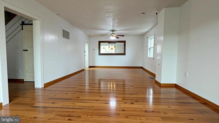 Property Photo: 823 Woodland Avenue VA 22601