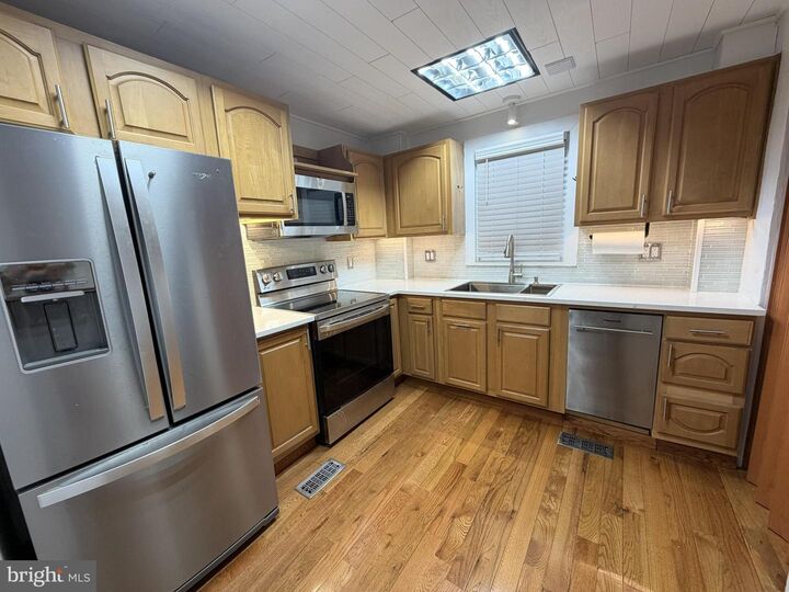 Property Photo:  823 Woodland Avenue  VA 22601 