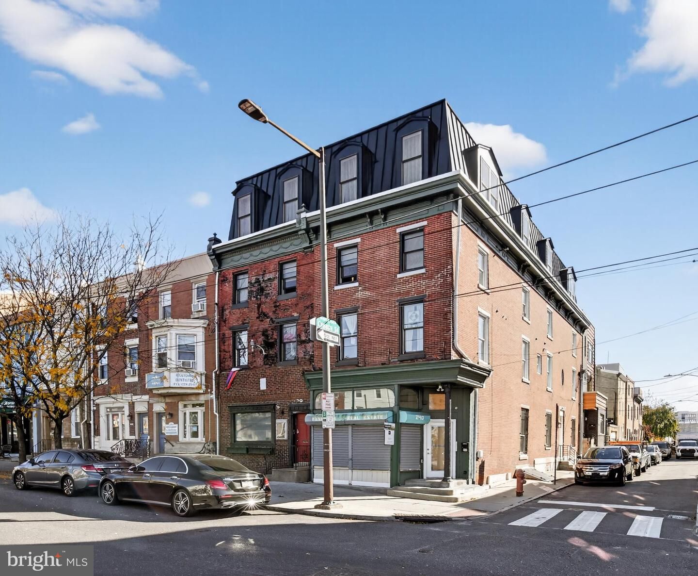 Property Photo:  240 E Girard Avenue 42  PA 19125 