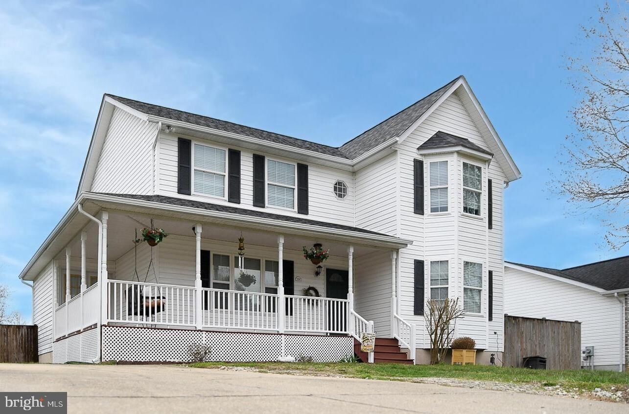 Property Photo:  21984 Barkentine Court  MD 20634 