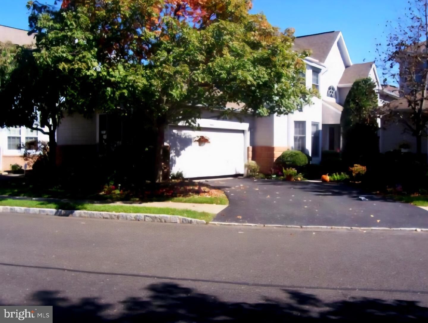 Property Photo: 475 Franklin Circle PA 19067