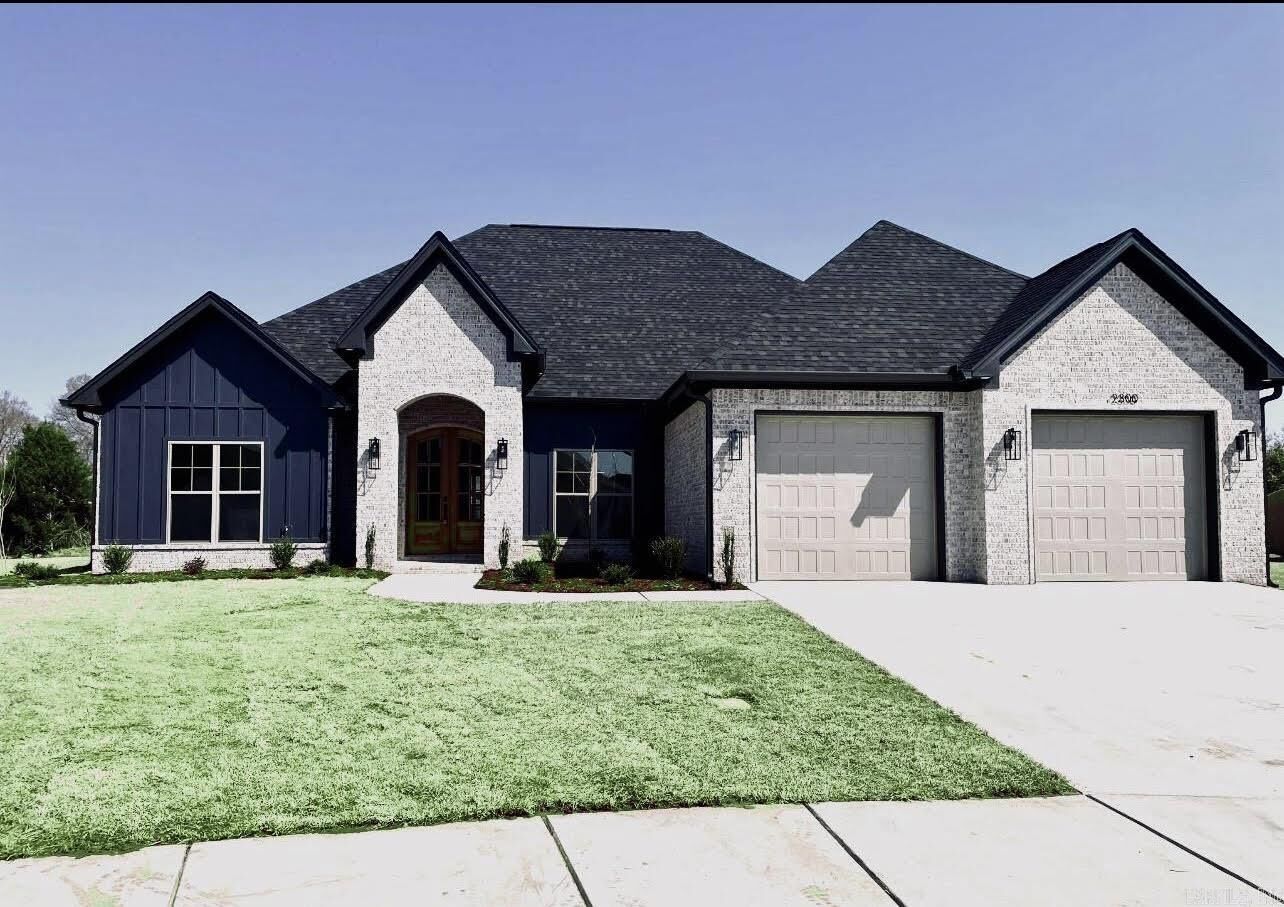 Property Photo:  2300 Holly Hill Drive  AR 72034 