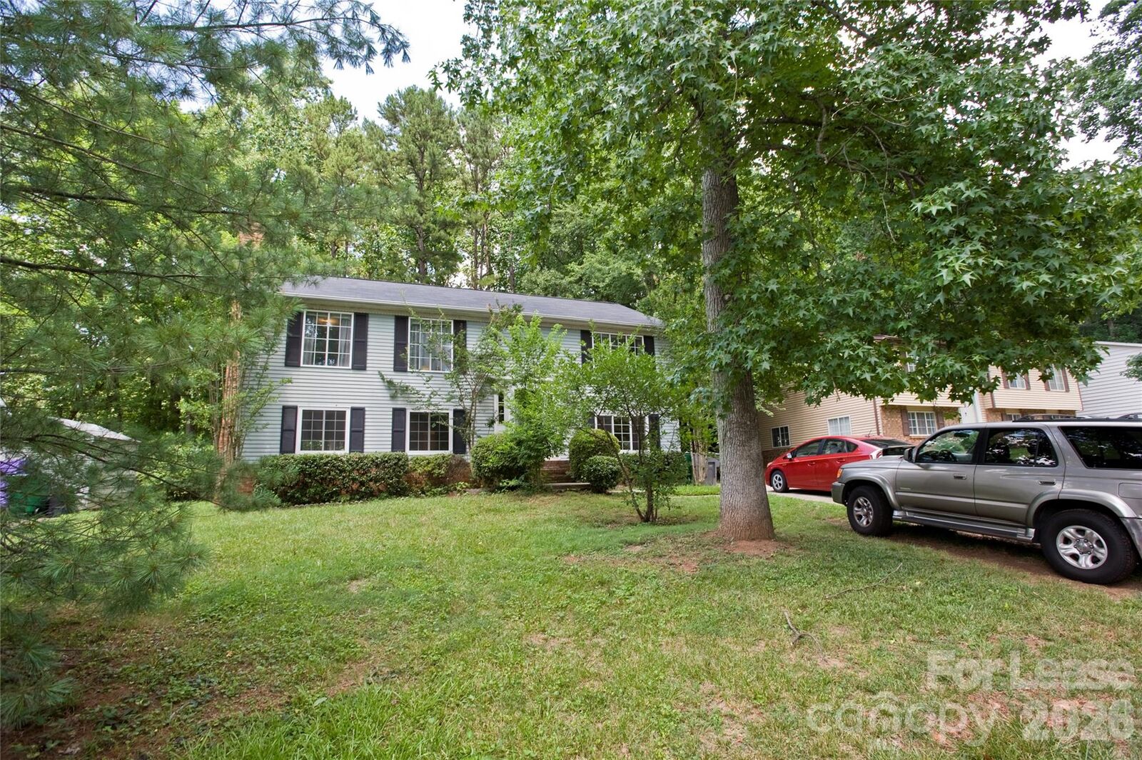 Property Photo:  1635 Van Dyke Drive  NC 28213 