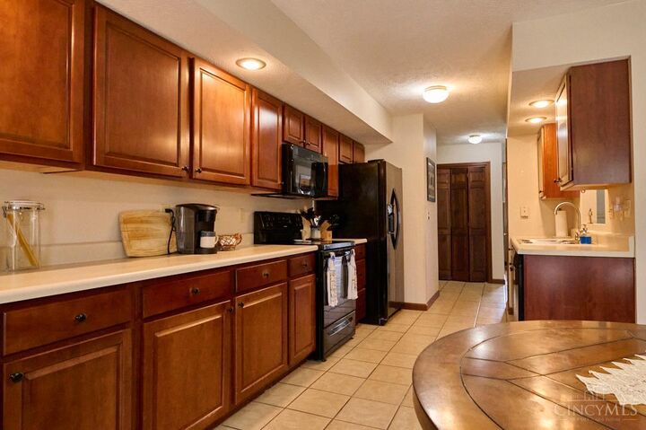 Property Photo: 19 Prairie Creek Crossing OH 45177