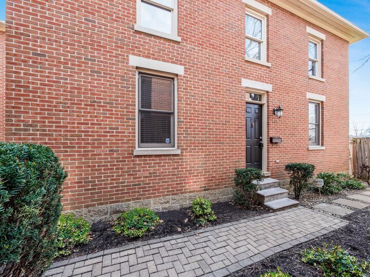 Property Photo:  158 Nursery Lane  OH 43206 