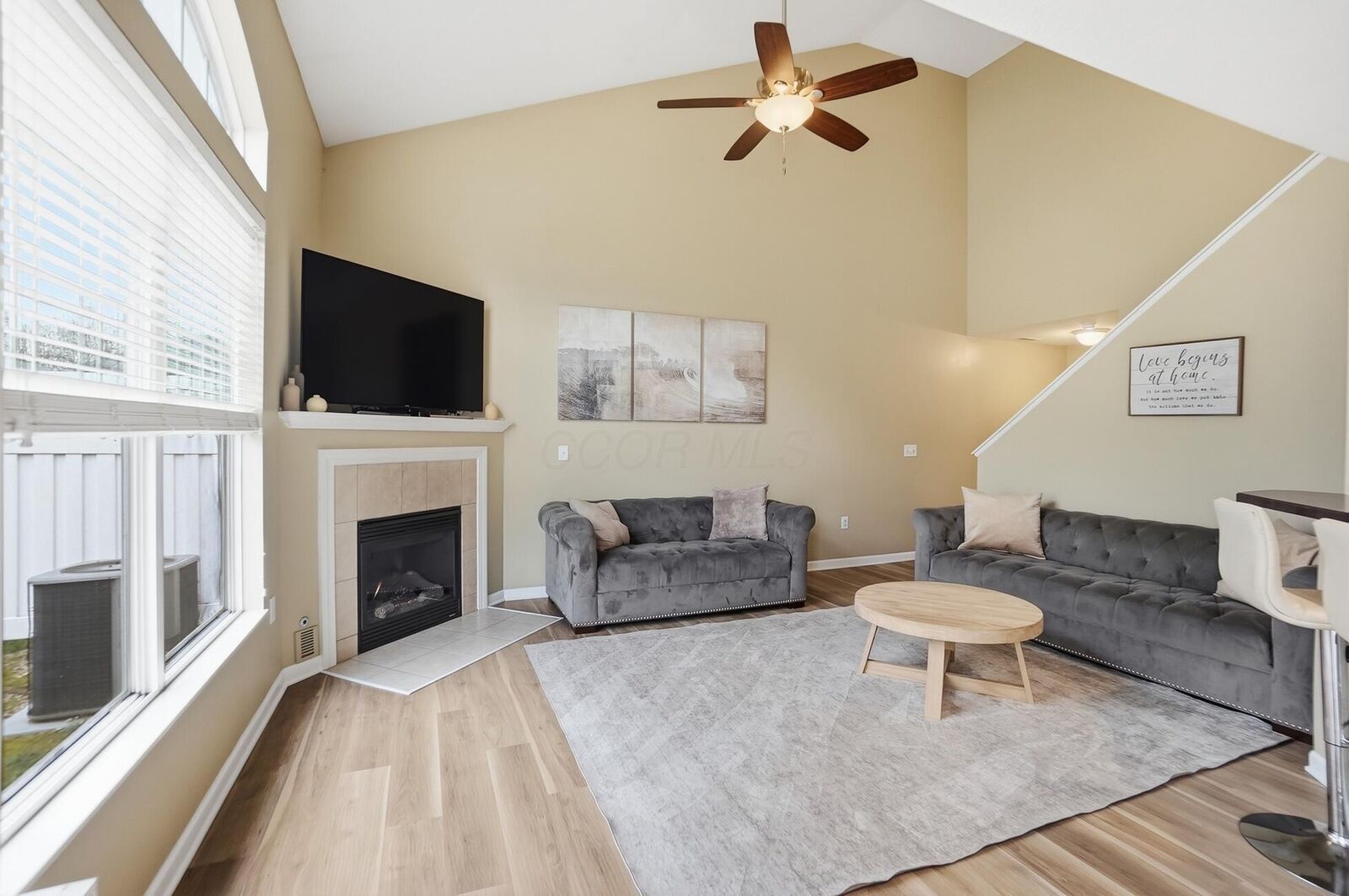 Property Photo: 33 Lakes At Cheshire Drive OH 43015