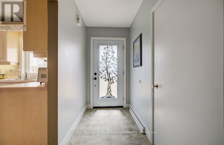 Photo de la propriété:  2 Mullen Drive  ON N0G 2V0 