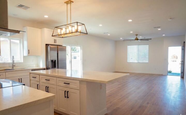 Property Photo:  13072 La Mesa Drive  CA 92240 