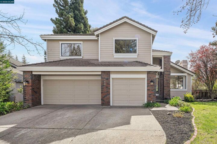 Property Photo: 140 Cottonwood Ln CA 94506