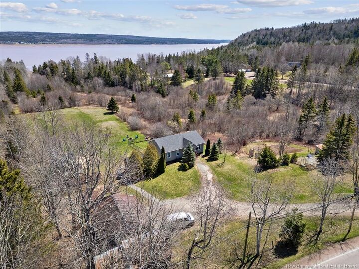 3181 Route 114 — photo 1