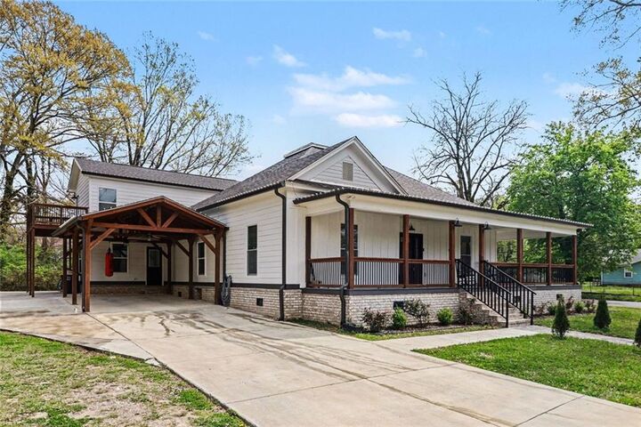 Property Photo:  417 Pennington Ave SW  GA 30161 