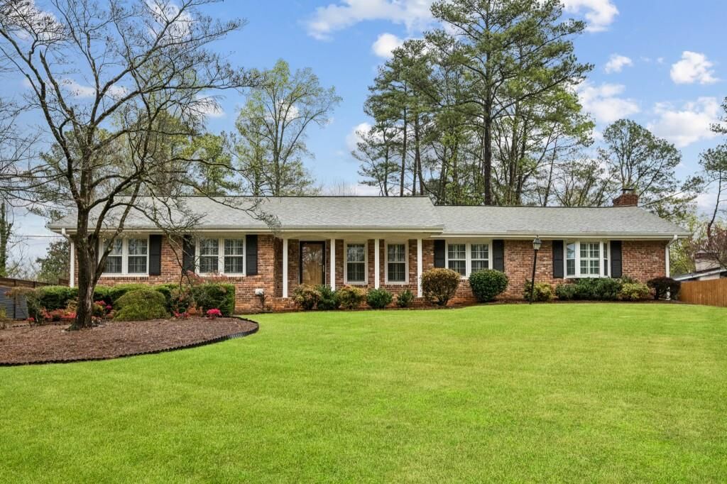 Property Photo: 2467 Leslie Drive NE GA 30345