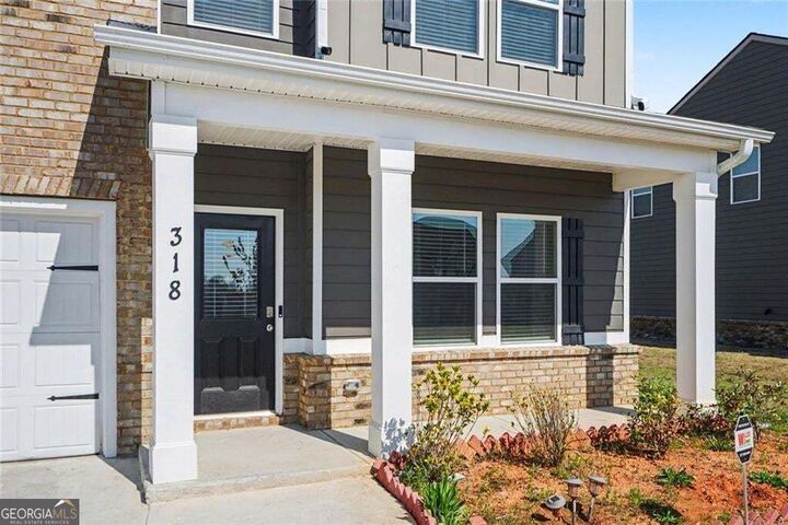Property Photo:  318 W Sandy Creek Drive  GA 30014 