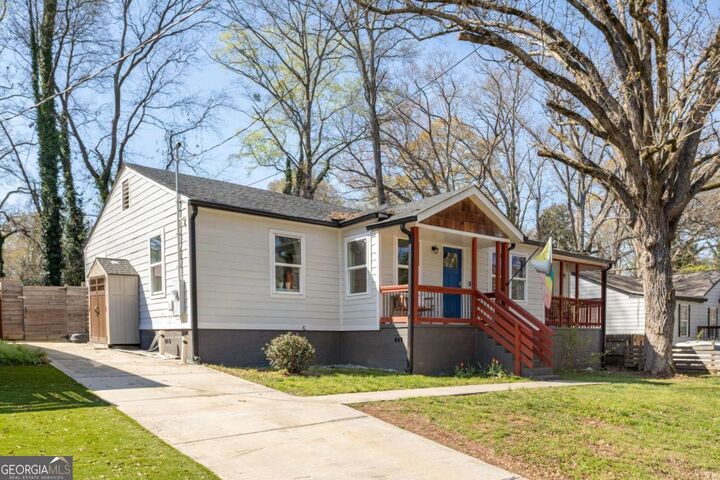 Property Photo:  1393 Byrere Terrace SW  GA 30310 
