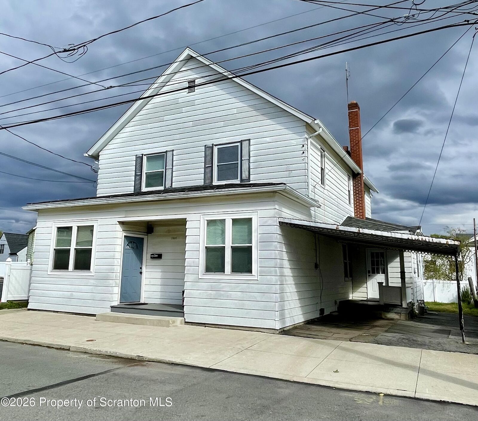 Property Photo: 1064 Lincoln Street Apt. B PA 18519
