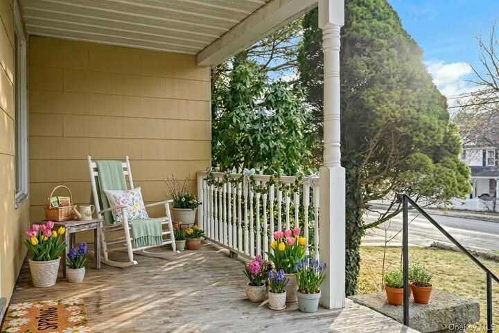 Property Photo:  161 Washington Avenue  NY 10570 