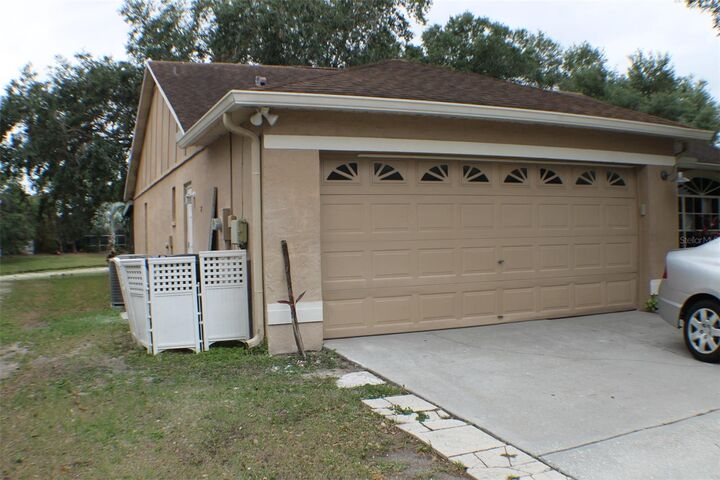 Property Photo:  1723 Bell Ranch Street  FL 33511 