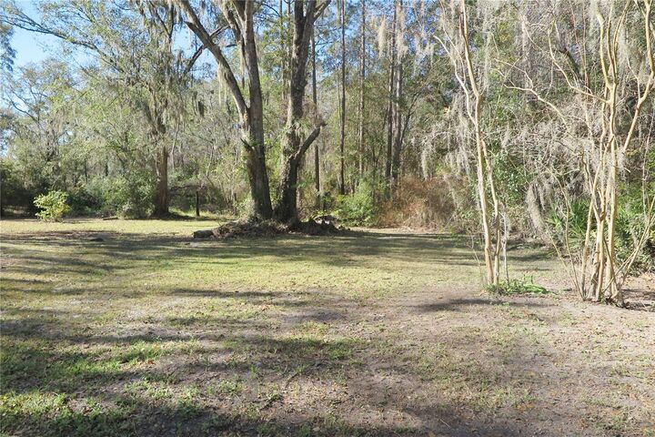 Property Photo: 8760 County Road 127 FL 32087