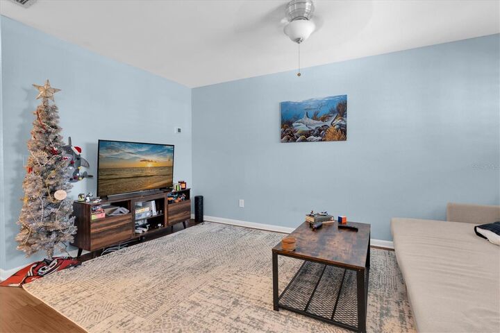 Property Photo: 5440 S Macdill Avenue 3H FL 33611