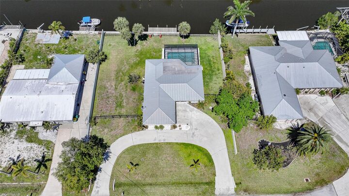 Property Photo:  113 Northshore Terrace  FL 33980 