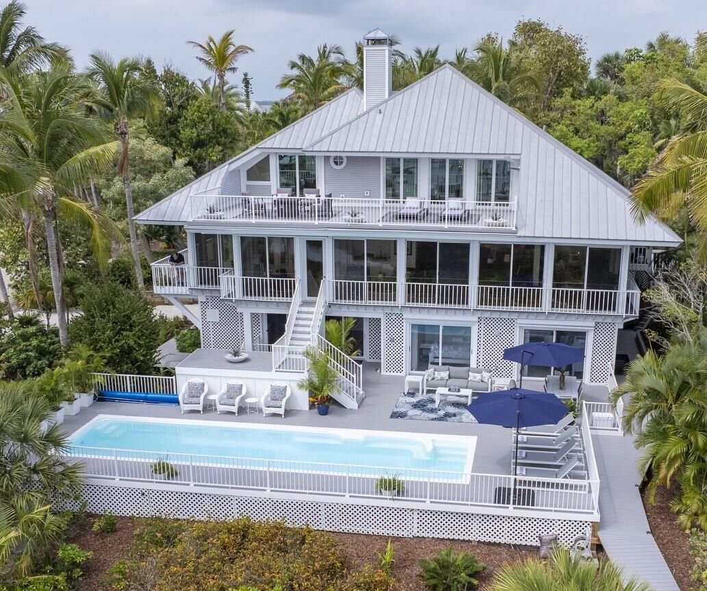 Property Photo:  218 Useppa Island  FL 33924 