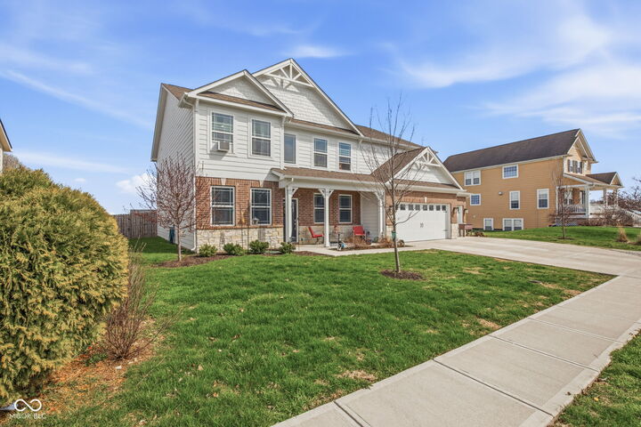 Property Photo:  13825 N Honey Creek Drive N  IN 46113 