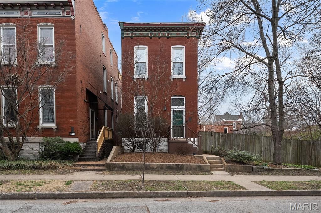 Property Photo:  2918 Wisconsin Avenue  MO 63118 