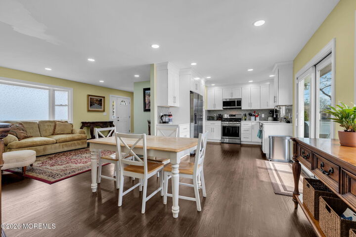 Property Photo:  14 Riveredge Road  NJ 07724 