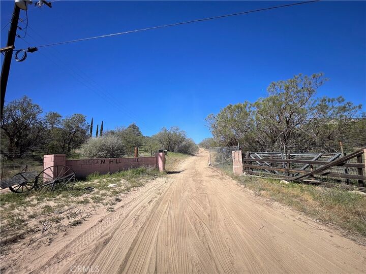 Property Photo:  38875 Indian Road  CA 92539 