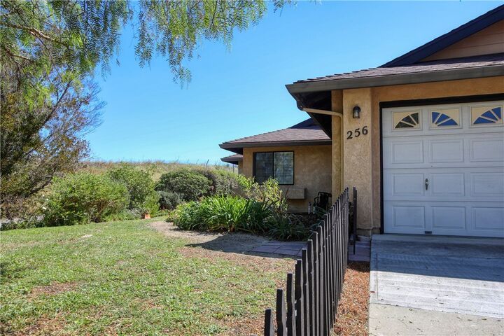 Property Photo:  256 E Price.  CA 93444 